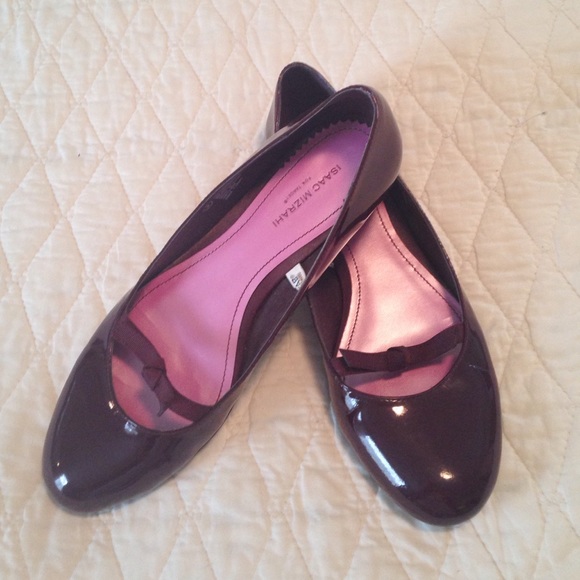 Leather burgundy flats