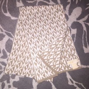 Michael Kors Scarf