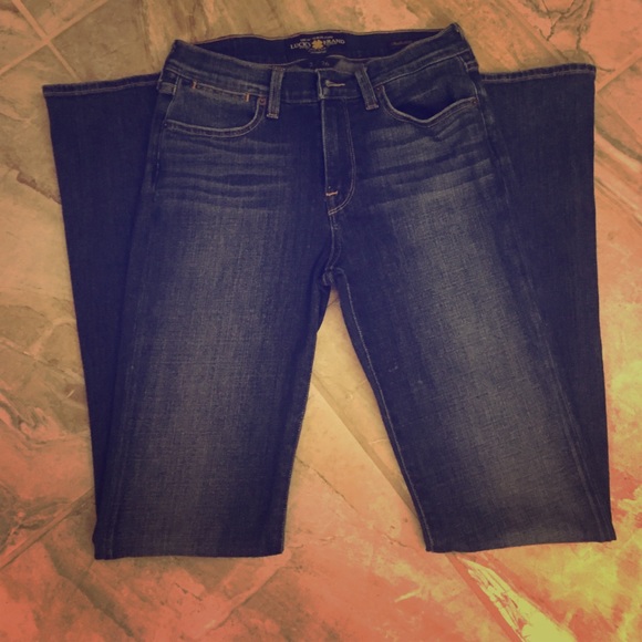 Women's lucky brand jeans size 2/26