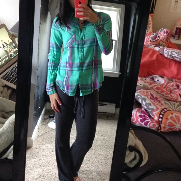 WORN ONCE American eagle flannel