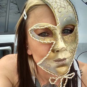 Meet your Posher, Jacquelyn