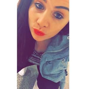 Meet your Posher, Kendra