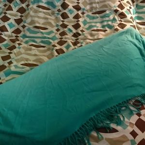 Art deco queen comforter and ombre throw blanket