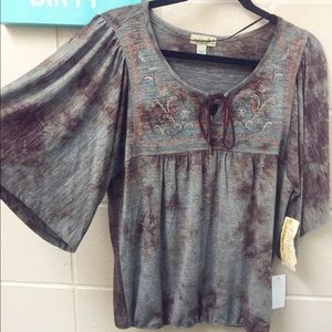 ✌🏾️CUTE BOHO FLOWY TOP✌🏾️