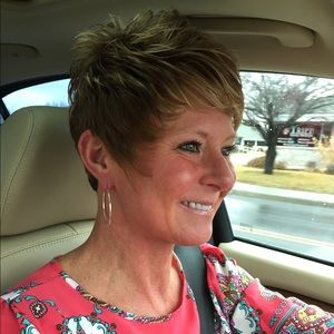 Meet your Posher, Kim