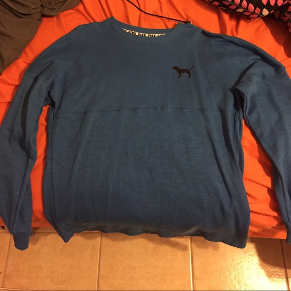 PINK long sleeve tee.