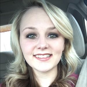 Meet your Posher, Brandie