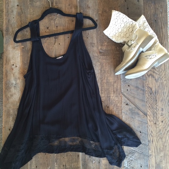 UnionBay | Cream Crochet Calf Boots - Picture 4 of 4