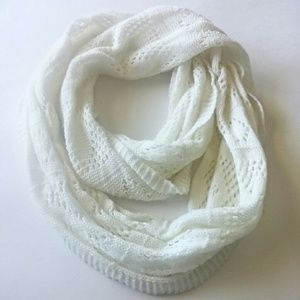 Cute white knitted infinity scarf