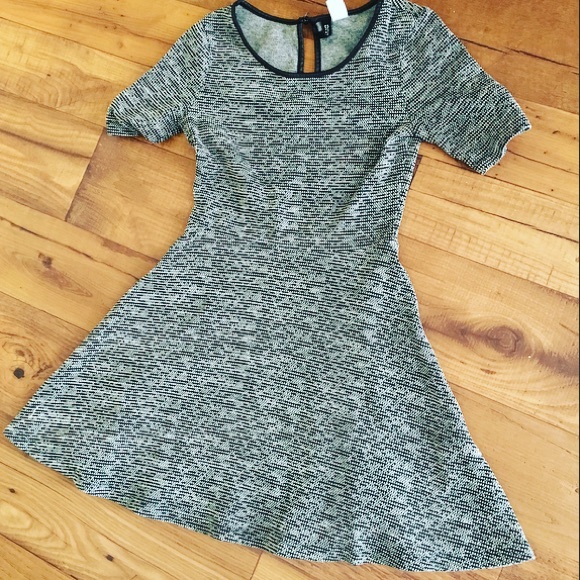 Black and White H&M dress