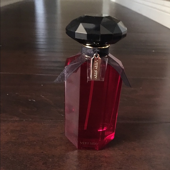 Victoria Secret (Very Sexxy) Perfume **SOLD ON Ⓜ️