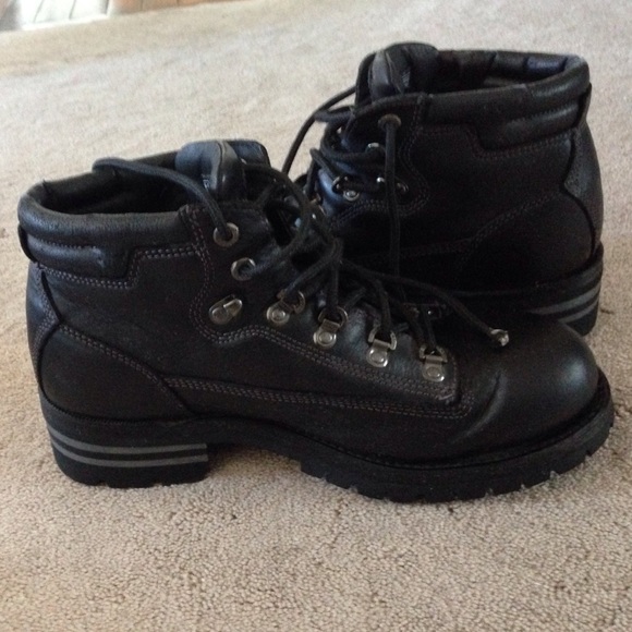 Men's boots.