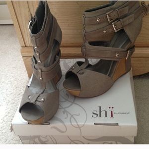 ✨Cute Comfy Sandals ✨