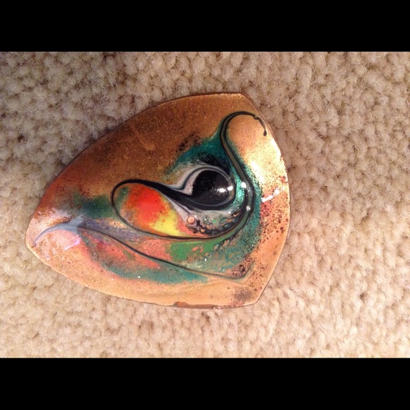 Authentic Irish craft- hand painted copper pin. - Picture 1 of 4