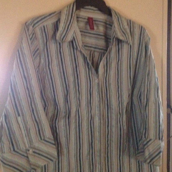 Striped ladies button down. - Picture 4 of 4