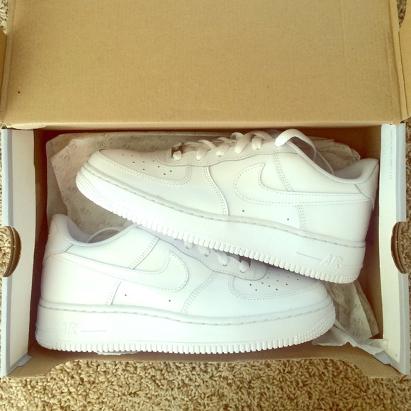 le scarpe nike air force poshmark quelle nuove di zecca le scarpe nike air force poshmark quelle nuove di zecca