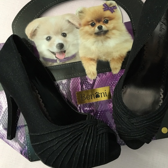 LULU Townsend💕Peep Toe Heels NWOT💕💛 - Picture 1 of 4