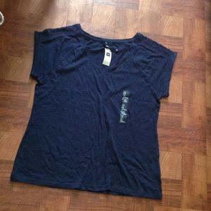 GAP T-shirt