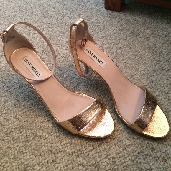 Steve Madden rose gold heels