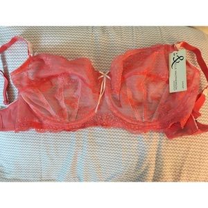 Elle Macpherson Bra 36F