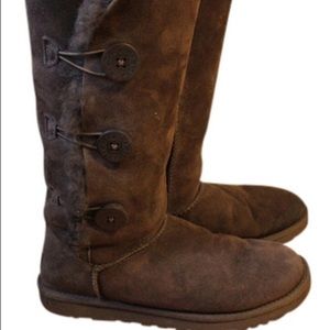::UGG:: Bailey Triple-button brown Boots