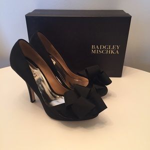 Badgley Mischka Satin Bow Pump