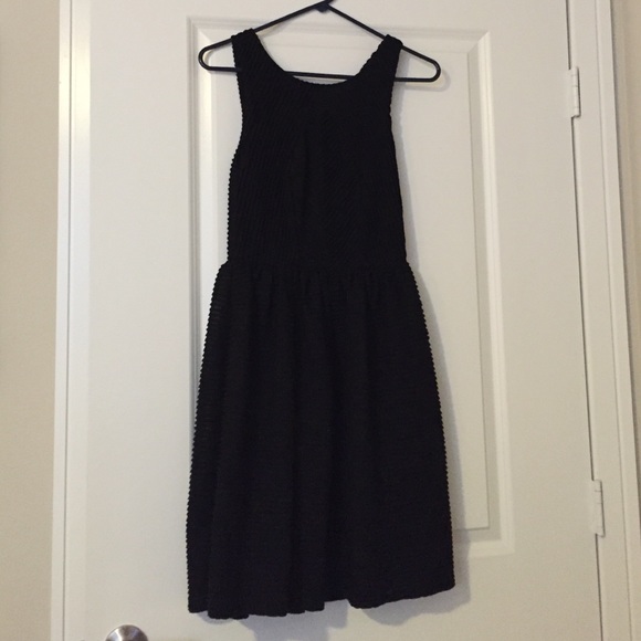 Black cotton dress