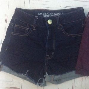 AMERICAN EAGLE HIGH WAISTED SHORTS !