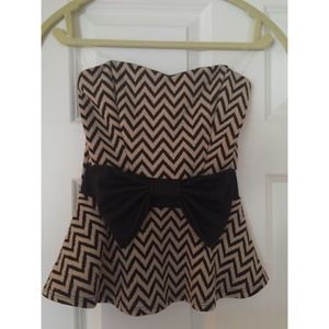 Strapless top