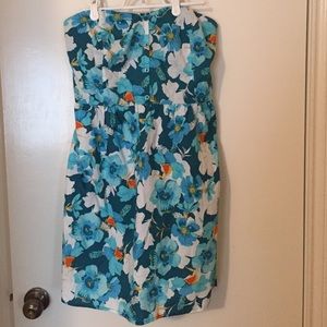 Hawaiian/Floral Dress