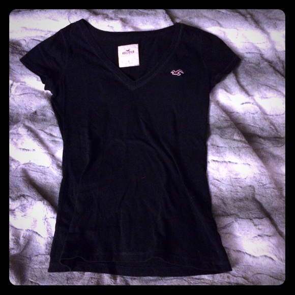 Hollister dark navy muscle t