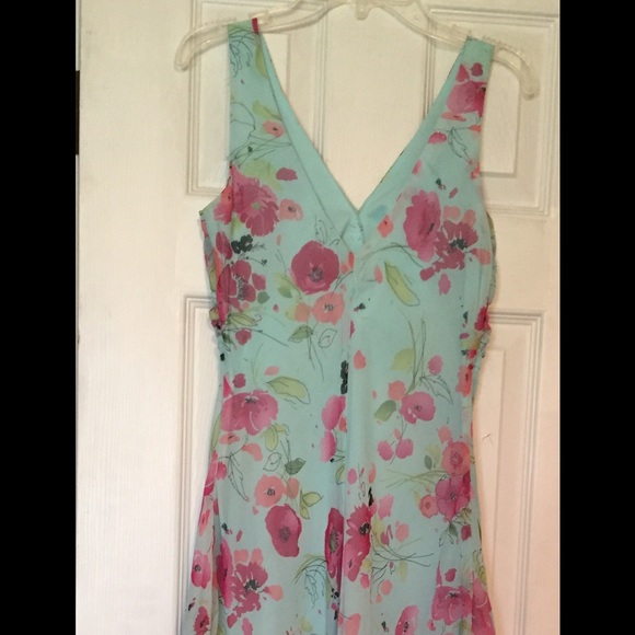 Spring Dress - Picture 4 of 4