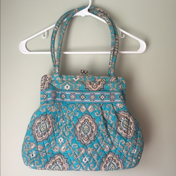 Vera Bradley Handbags - Vera Bradley purse