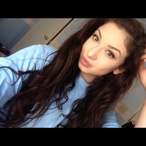 Meet your Posher, Brittney