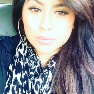 Meet your Posher, Bianca