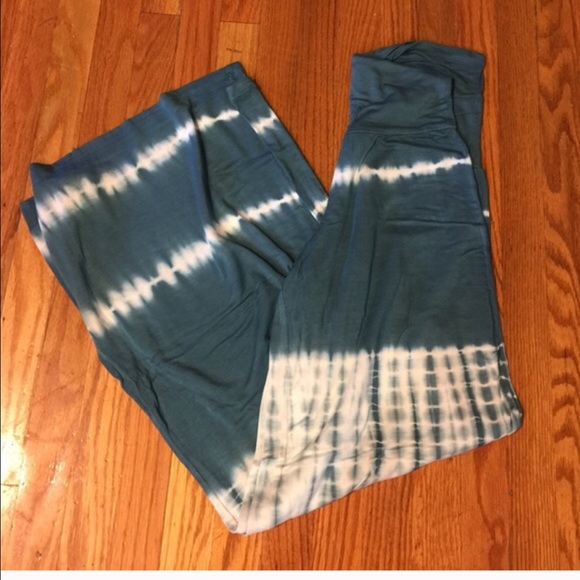 Gorgeous tie dye fold waist ONE HOUR SALE - Picture 2 of 3