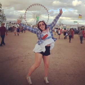 Meet your Posher, Carli