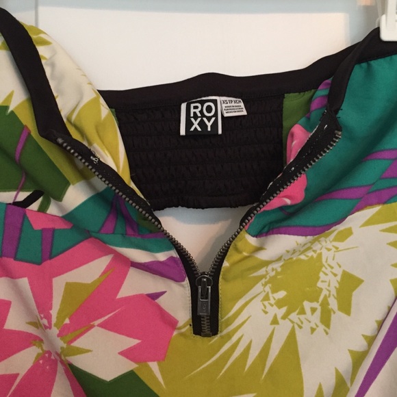 🔻EUC Roxy tropical dress with cutout back - Picture 4 of 4