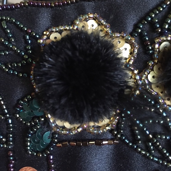 BAGUETTE BLACK WITH EMBELLISHMENTS - Picture 2 of 4