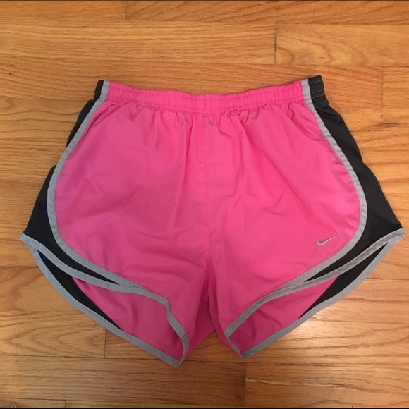 Nike 3" Tempo Shorts