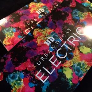 NEW Urban Decay Electric Eyeshadow Palette