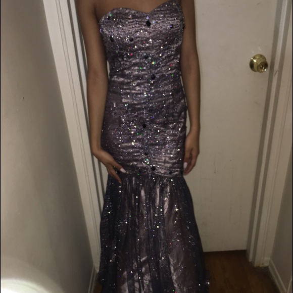 Prom Dress - Picture 4 of 4