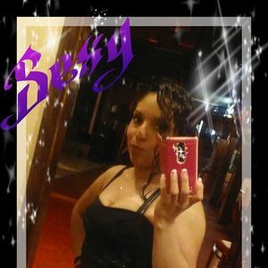 Meet your Posher, Clarisa