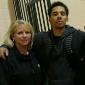 Meet your Posher, Traci