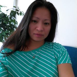 Meet your Posher, Delia