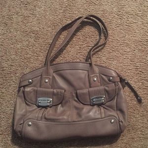 Beautiful Makowsky handbag. Great condition!