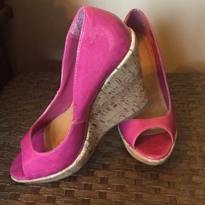 Must have spring wedges.