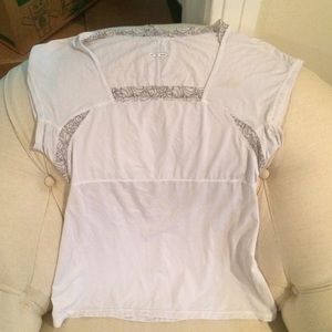 Lululemon white top