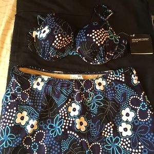 Newport News swim suit. Size 14. NWT.