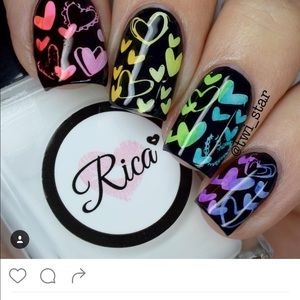 Meet your Posher, Mia